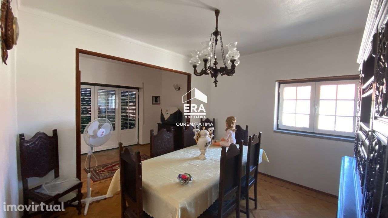 Moradia T4 localizada em Alqueidão da Serra! - Grande imagem: 5/17