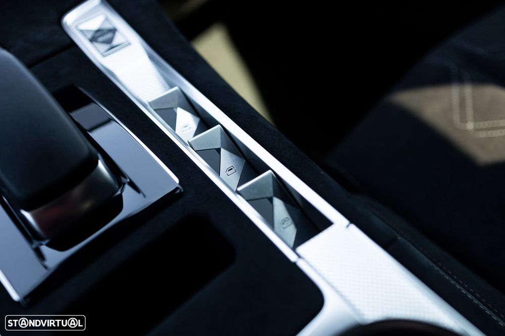 DS DS7 Crossback E-Tense Performance Line EAT8 - 21