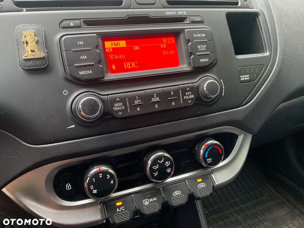 Kia Rio 1.2 L - 20