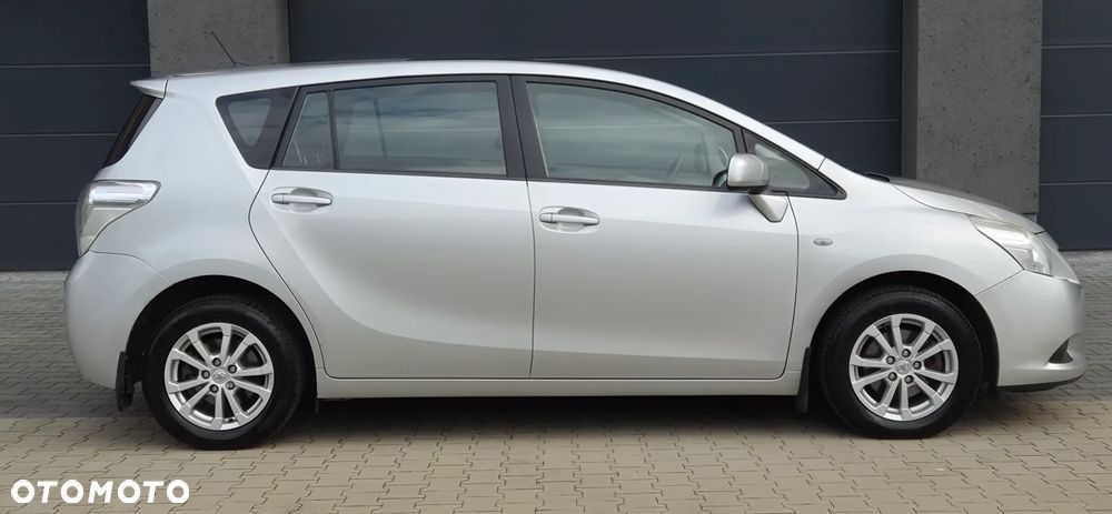 Toyota Verso 1.8 Premium EU5 7os - 10