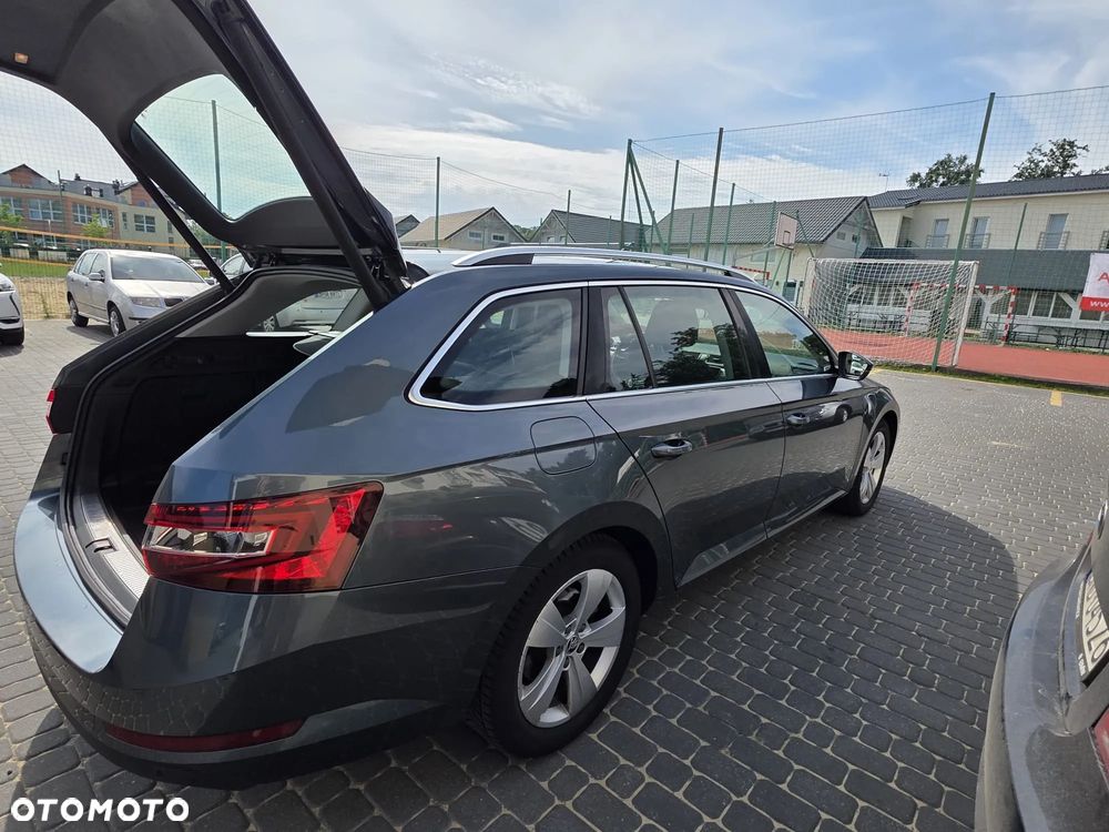 Skoda Superb 1.5 TSI ACT Ambition - 7