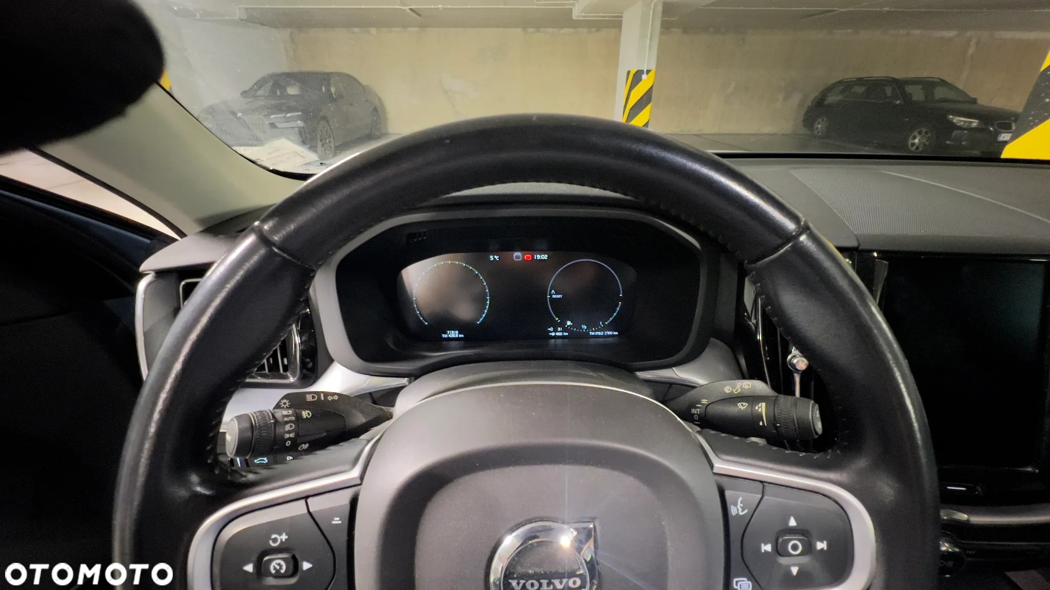 Volvo XC 60 - 2