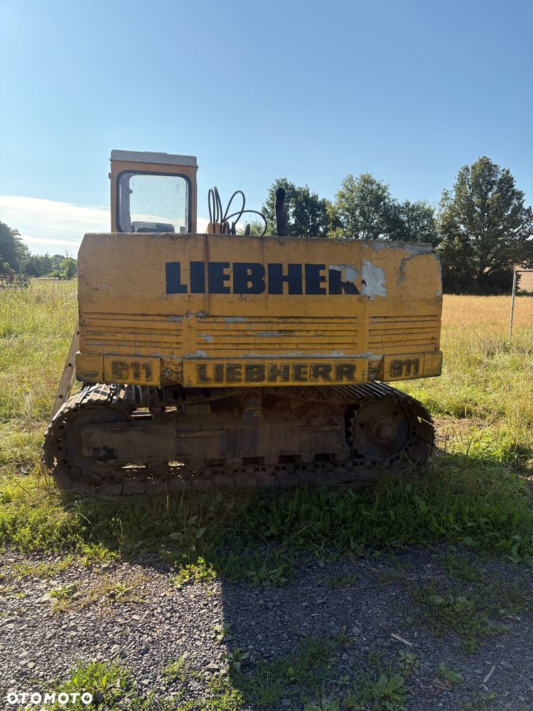 Liebherr 911 - 10