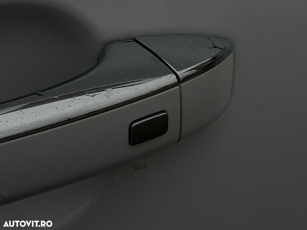 MG ZS EV Luxury - 20