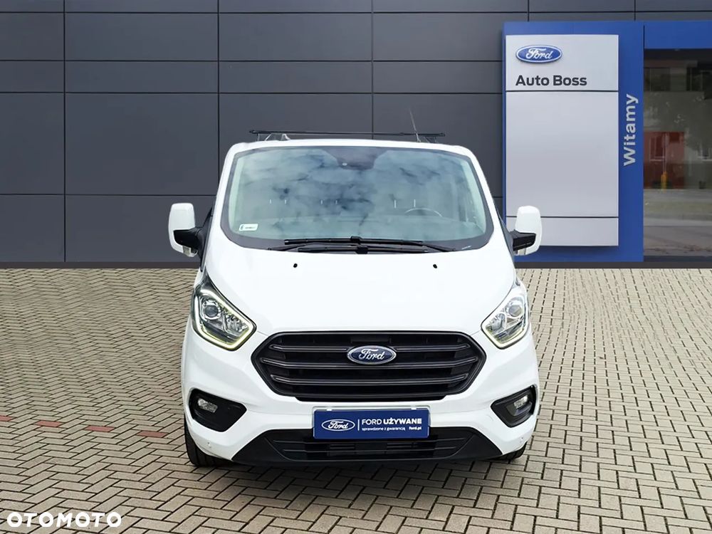 Ford Custom - 8