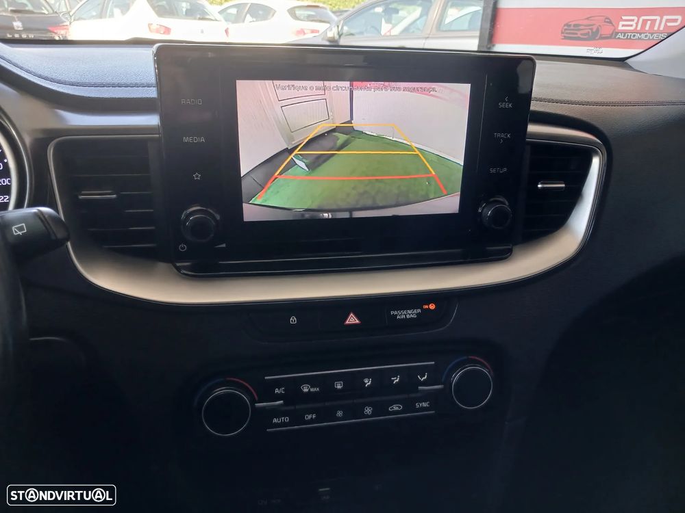 Kia Ceed 1.0 T-GDI 120 OPF Nightline Edition - 9