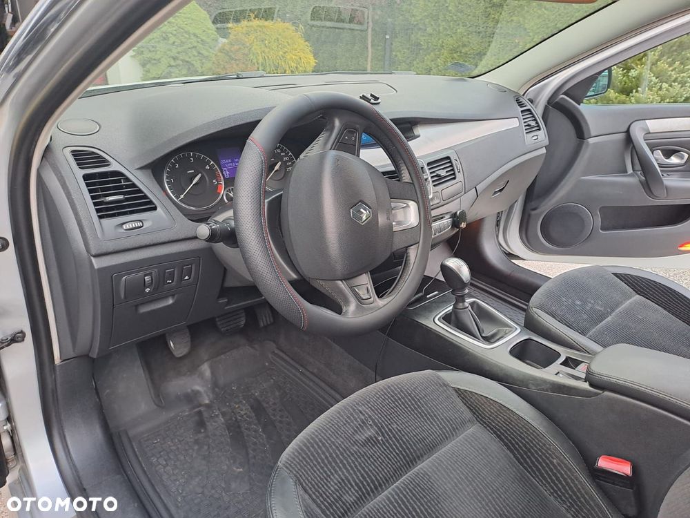 Renault Laguna - 9