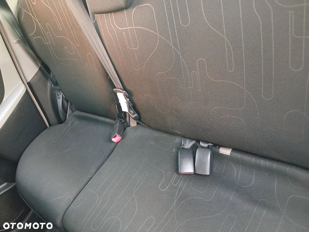 Toyota Yaris 1.33 Sol - 8