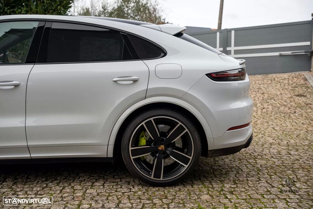 Porsche Cayenne Coupé Turbo S E-Hybrid - 13