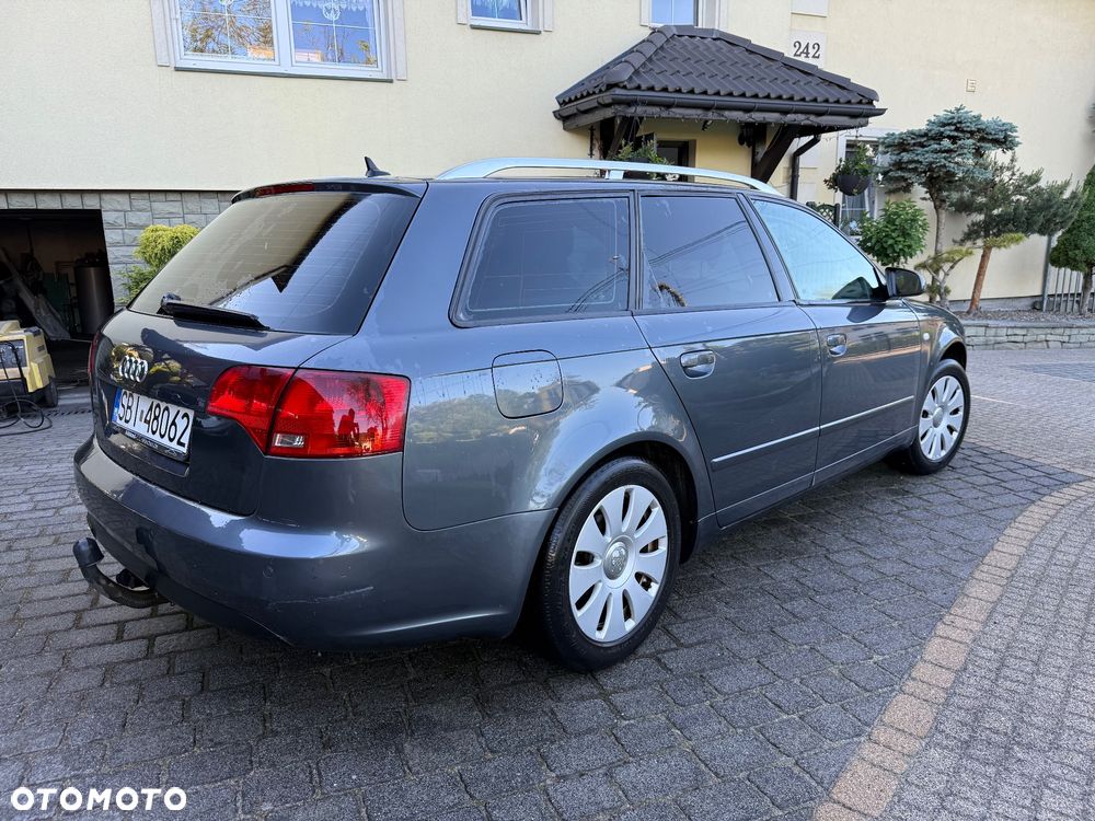 Audi A4 Avant 2.0 TDI DPF - 9