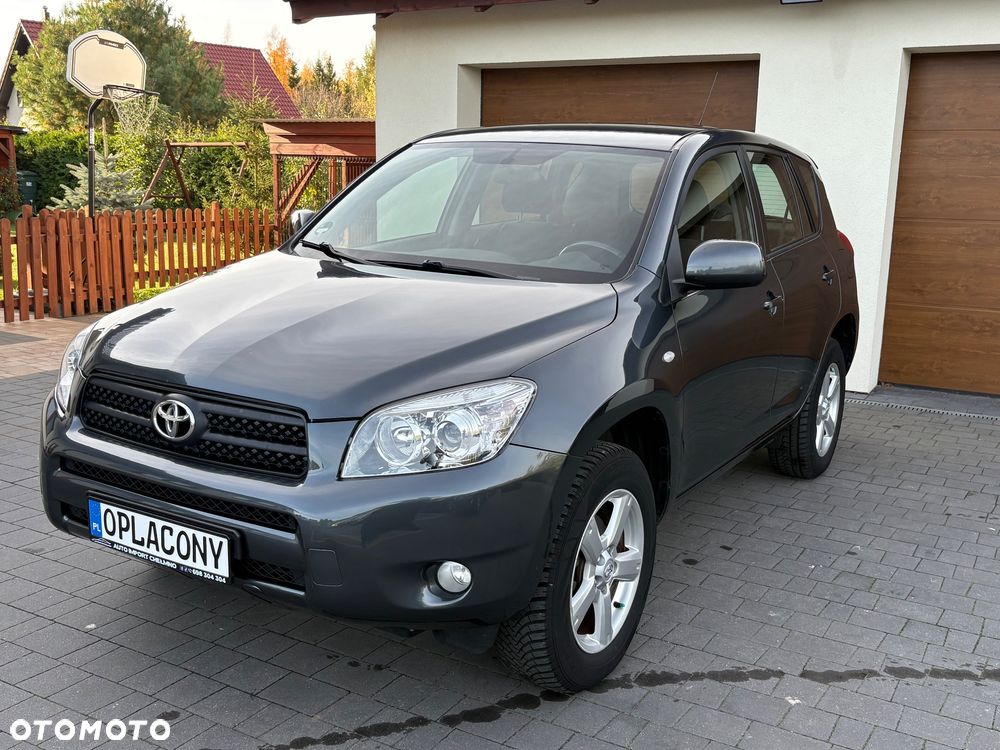 Toyota RAV4 - 10
