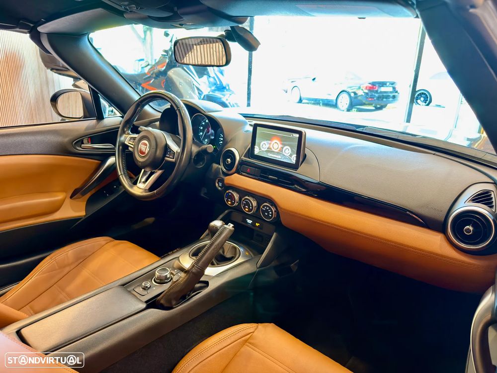 Fiat 124 Spider 1.4 T Multiair Lusso - 11