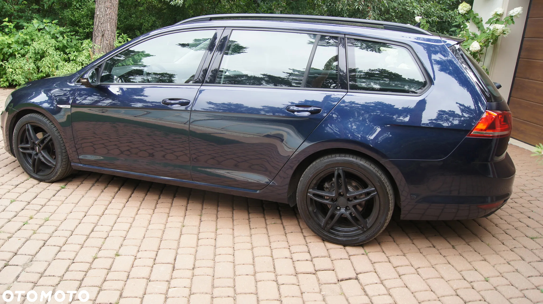 Volkswagen Golf 1.6 TDI BlueMotion Comfortline - 19