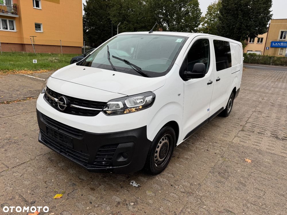 Opel Vivaro - 1