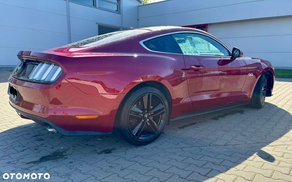 Ford Mustang 5.0 V8 GT - 6