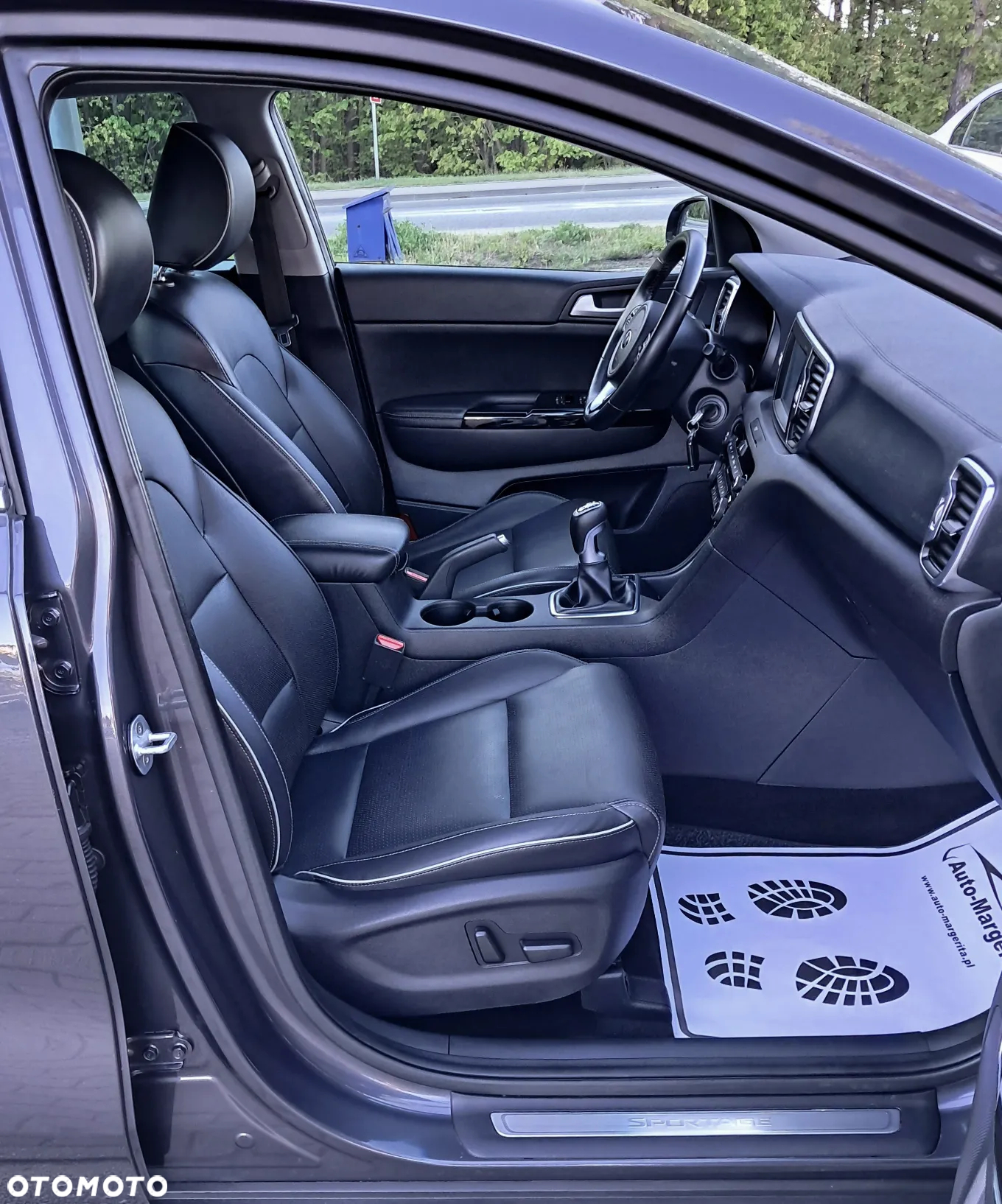 Kia Sportage 1.7 CRDI 2WD Dream-Team Edition - 10