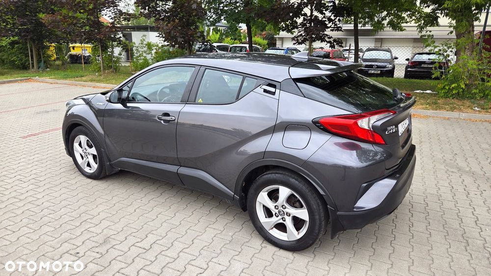 Toyota C-HR Business-Edition - 3