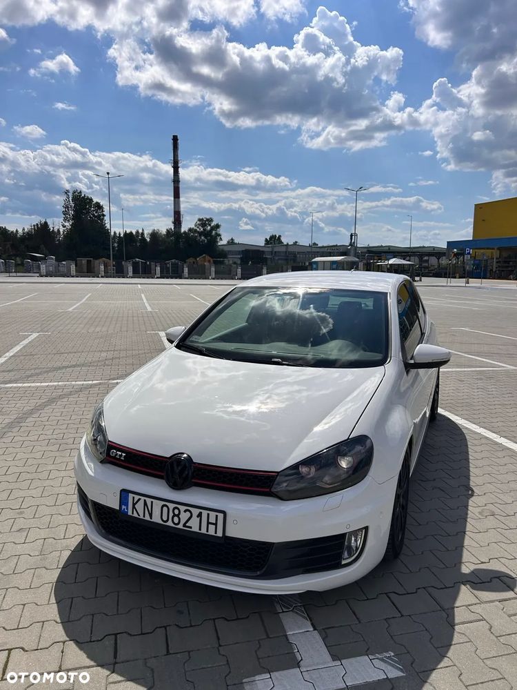Volkswagen Golf VI 2.0 TSI GTI DSG - 5