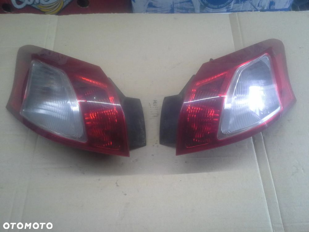 Skoda Citygo lampa tylna lewa - 1