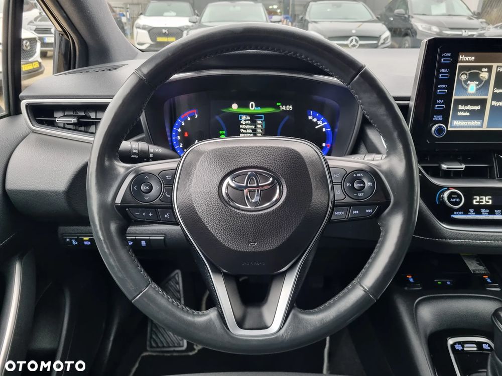 Toyota Corolla 1.8 Hybrid Executive - 17