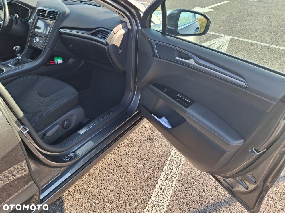 Ford Mondeo - 11