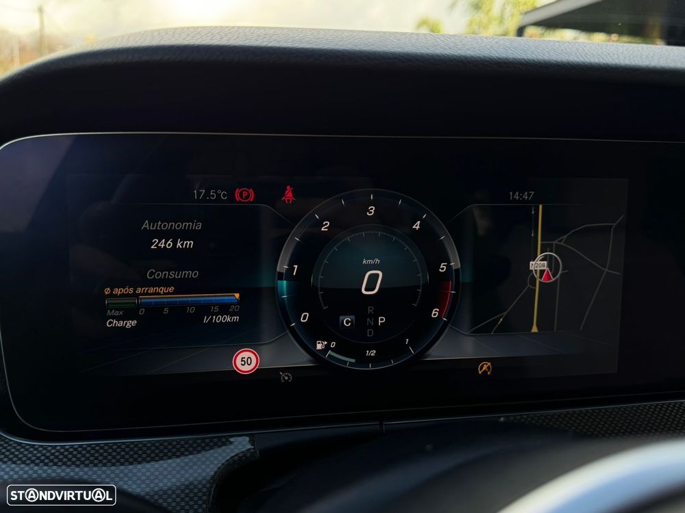 Mercedes-Benz E 220 d 4-Matic All Terrain Avantgarde + - 33