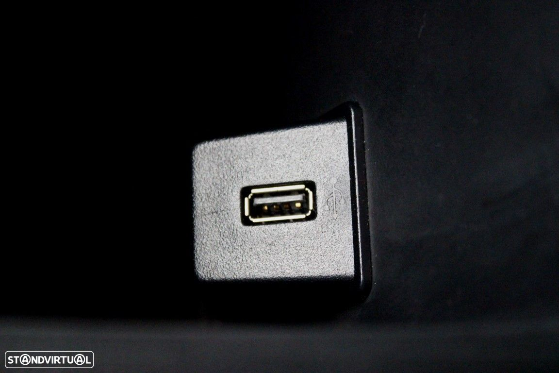 Ford Focus SW - 32