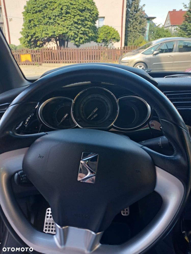 Citroën DS3 1.6 THP SportChic - 5