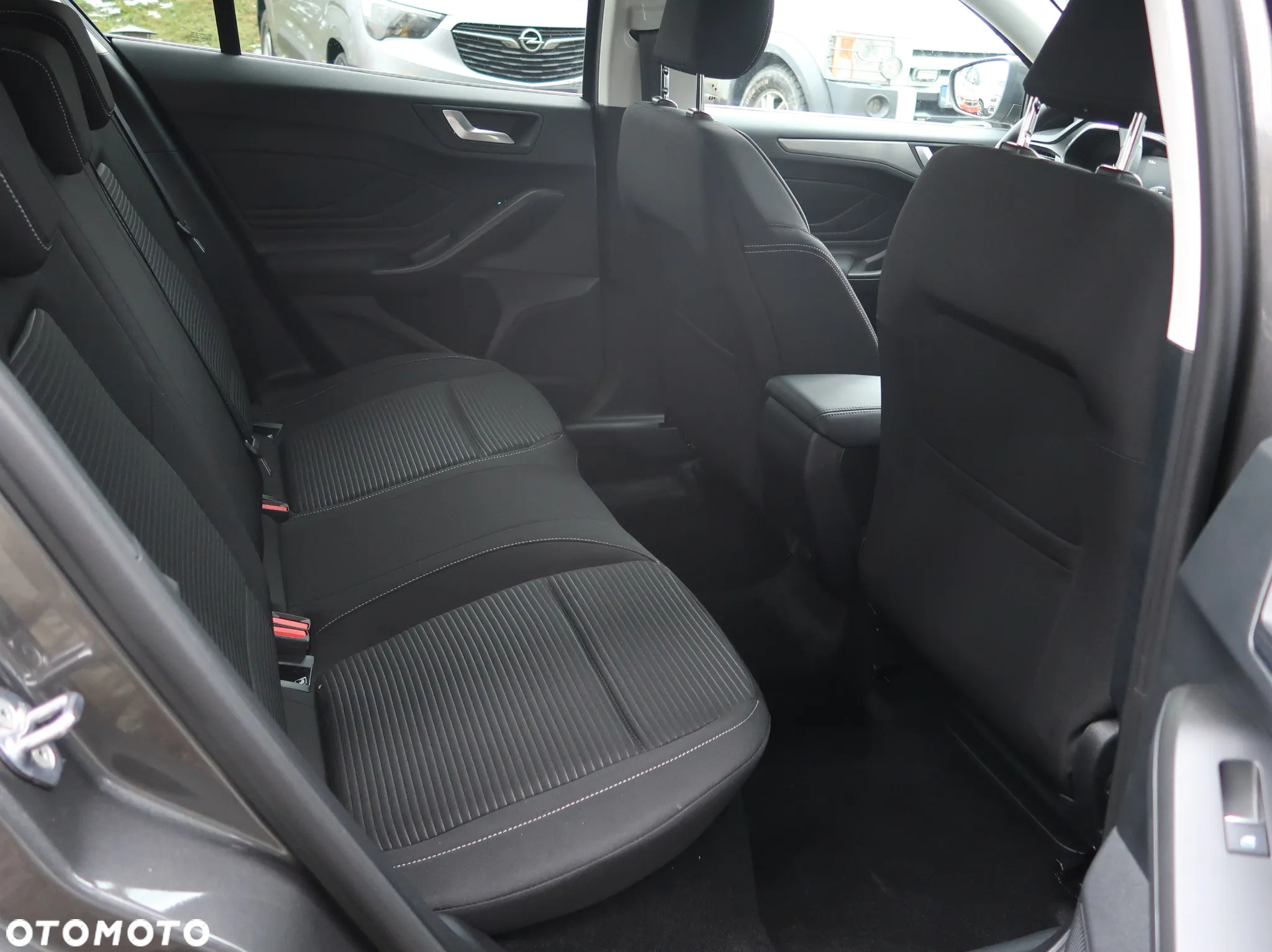 Ford Focus - 10