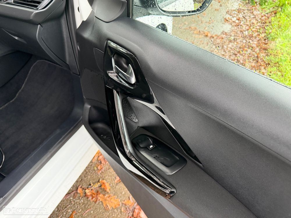 Peugeot 208 1.6 BlueHDi Active - 37