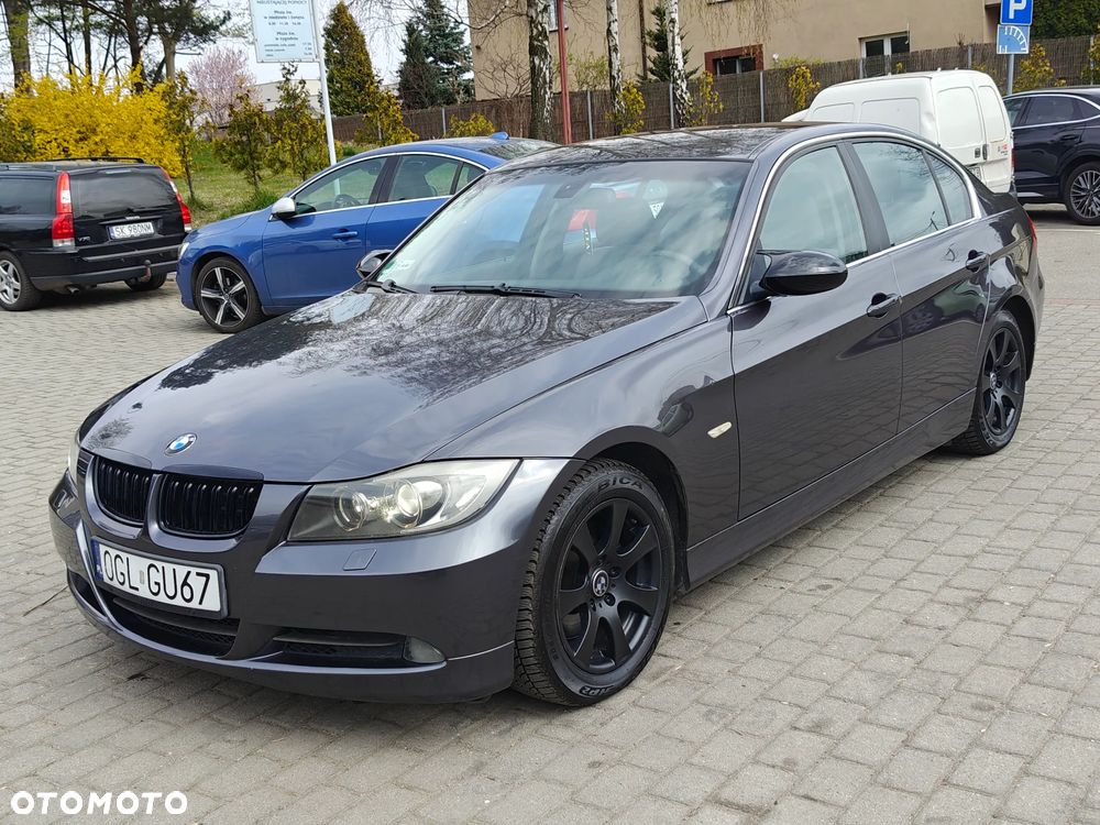 BMW Seria 3 325i - 17