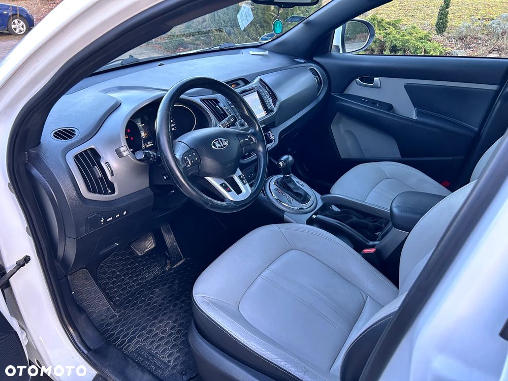 Kia Sportage - 14