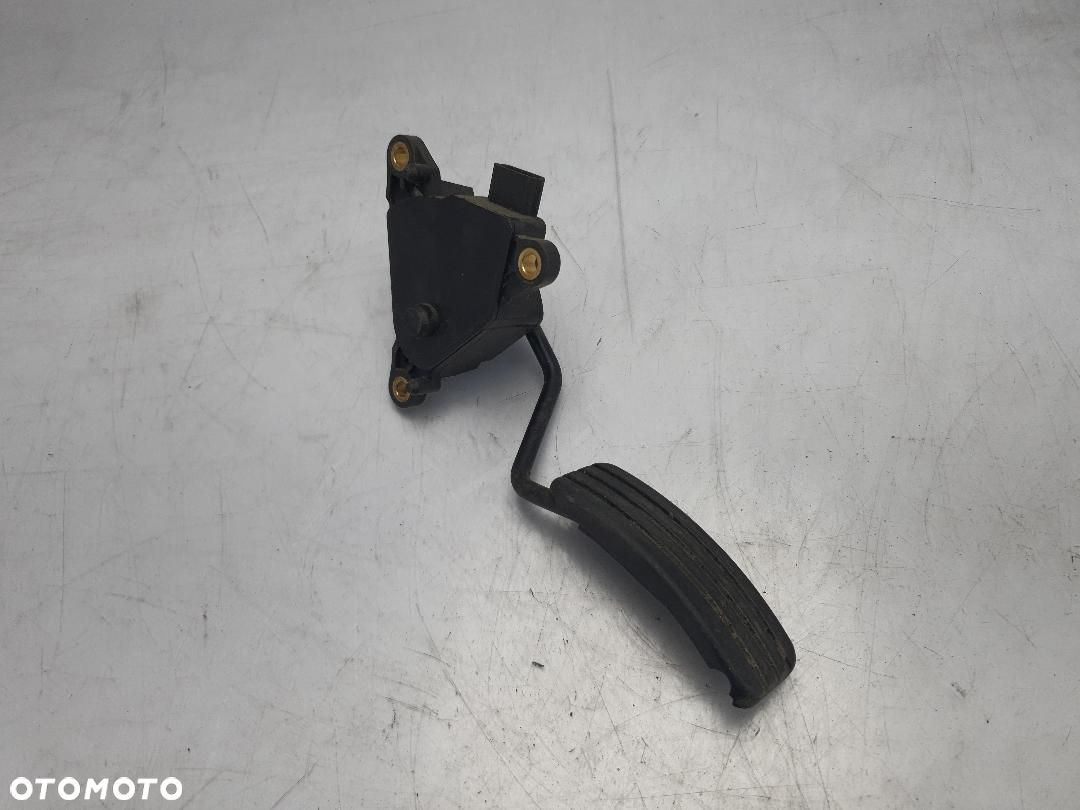 PEDAŁ GAZU POTENCJOMETR RENAULT KANGOO II  8200436878 - 1