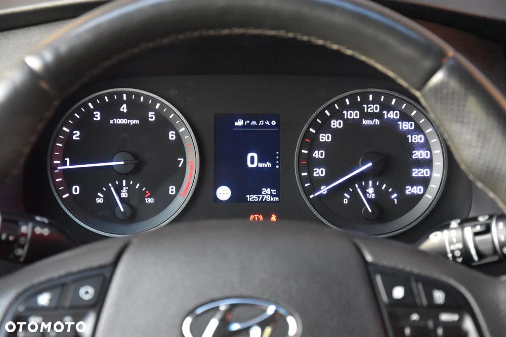 Hyundai Tucson 1.6 Turbo 2WD Advantage - 36