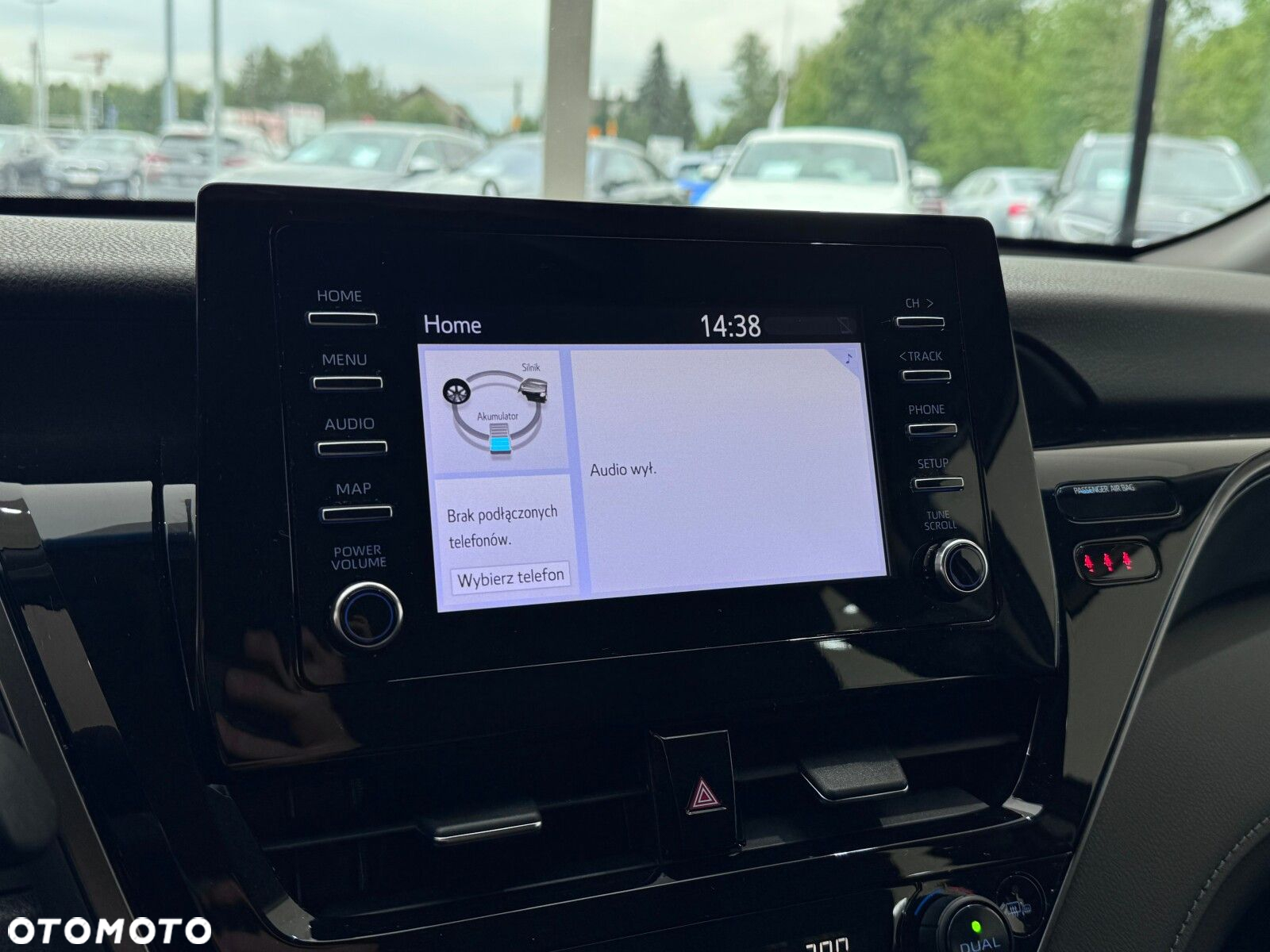 Toyota Camry - 29