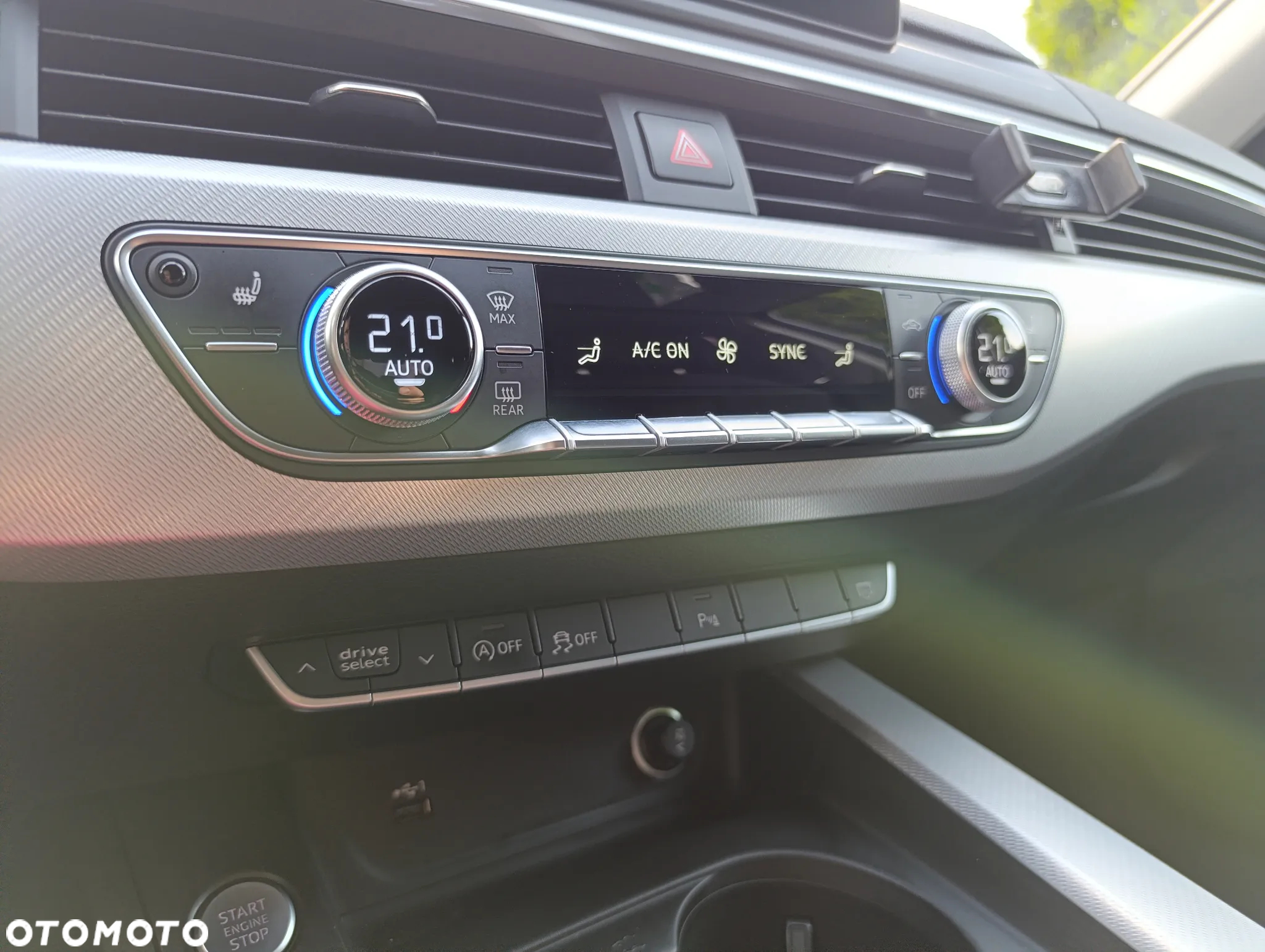Audi A4 2.0 TDI S tronic - 25
