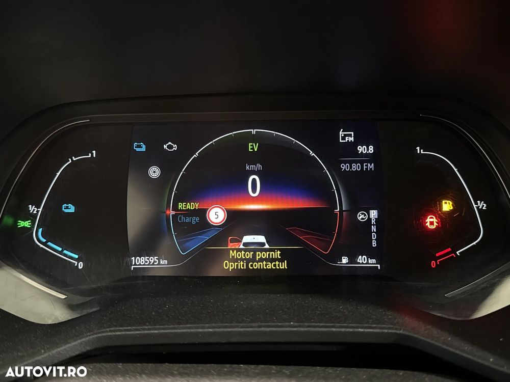 Renault Clio - 11