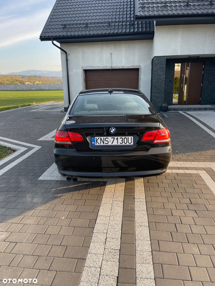 BMW Seria 3 325i M Sport Edition - 4