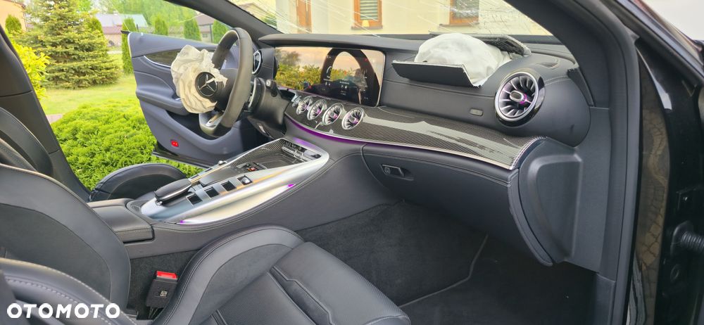 Mercedes-Benz AMG GT 43 4-Matic+ - 23