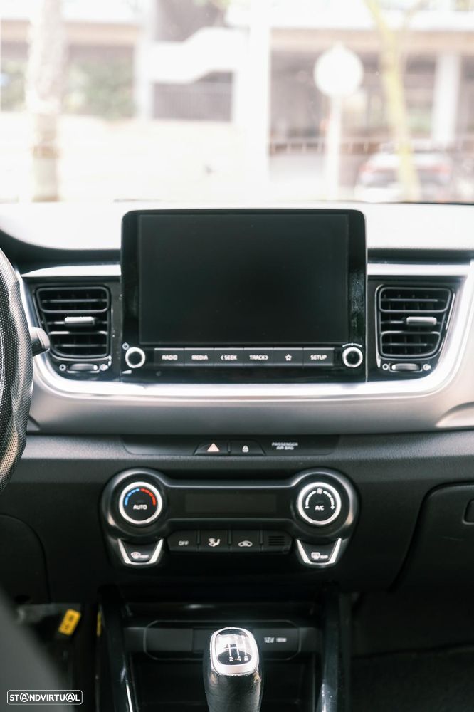 Kia Stonic 1.0 T-GDI Wave - 16