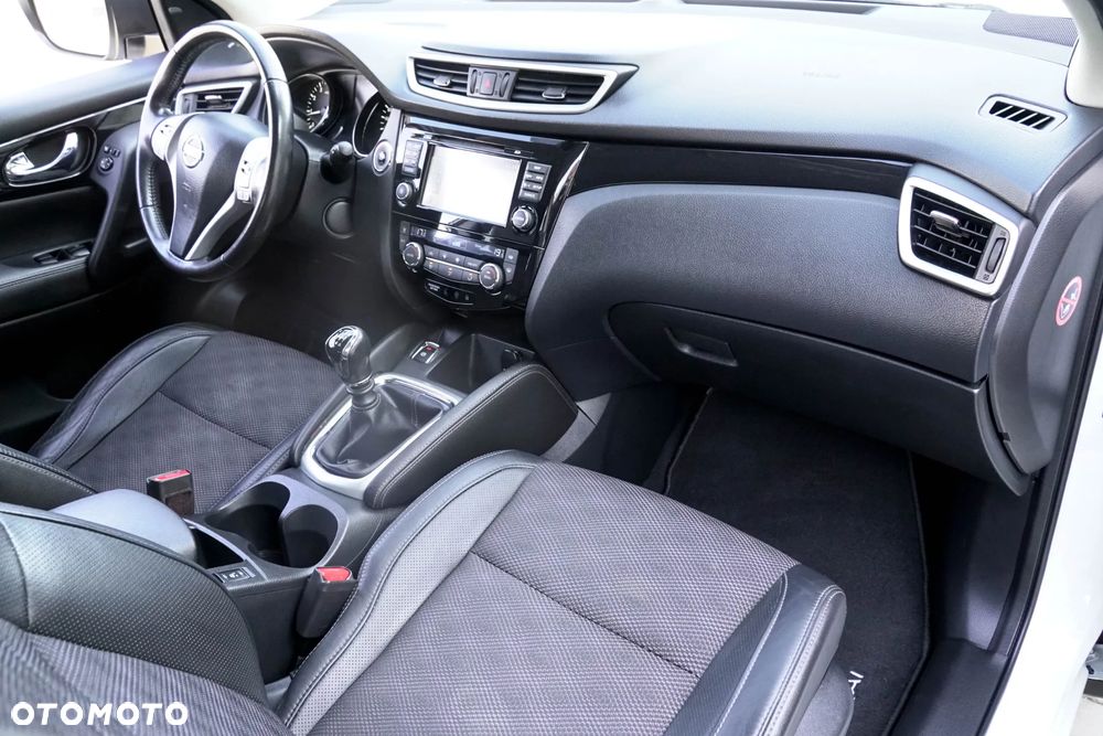 Nissan Qashqai - 23