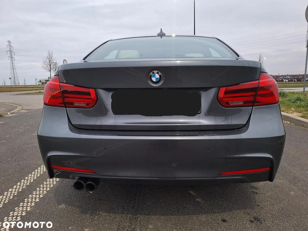 BMW Seria 3 330i xDrive M Sport Shadow - 6