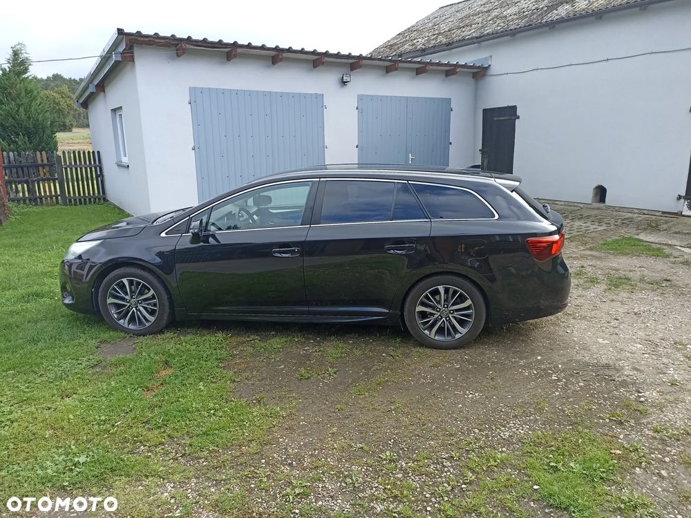 Toyota Avensis Touring Sports 1.8 Multidrive S Edition-S - 1