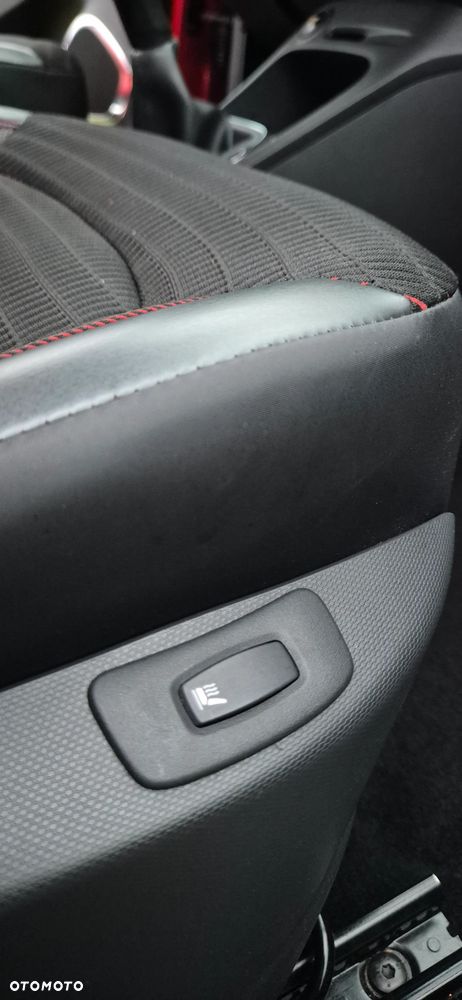 Renault Captur 0.9 Energy TCe Helly Hansen - 7