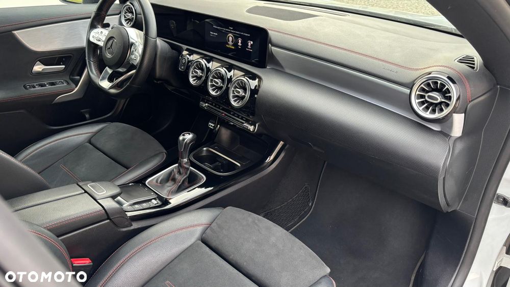 Mercedes-Benz CLA 180 d Edition 2020 - 6