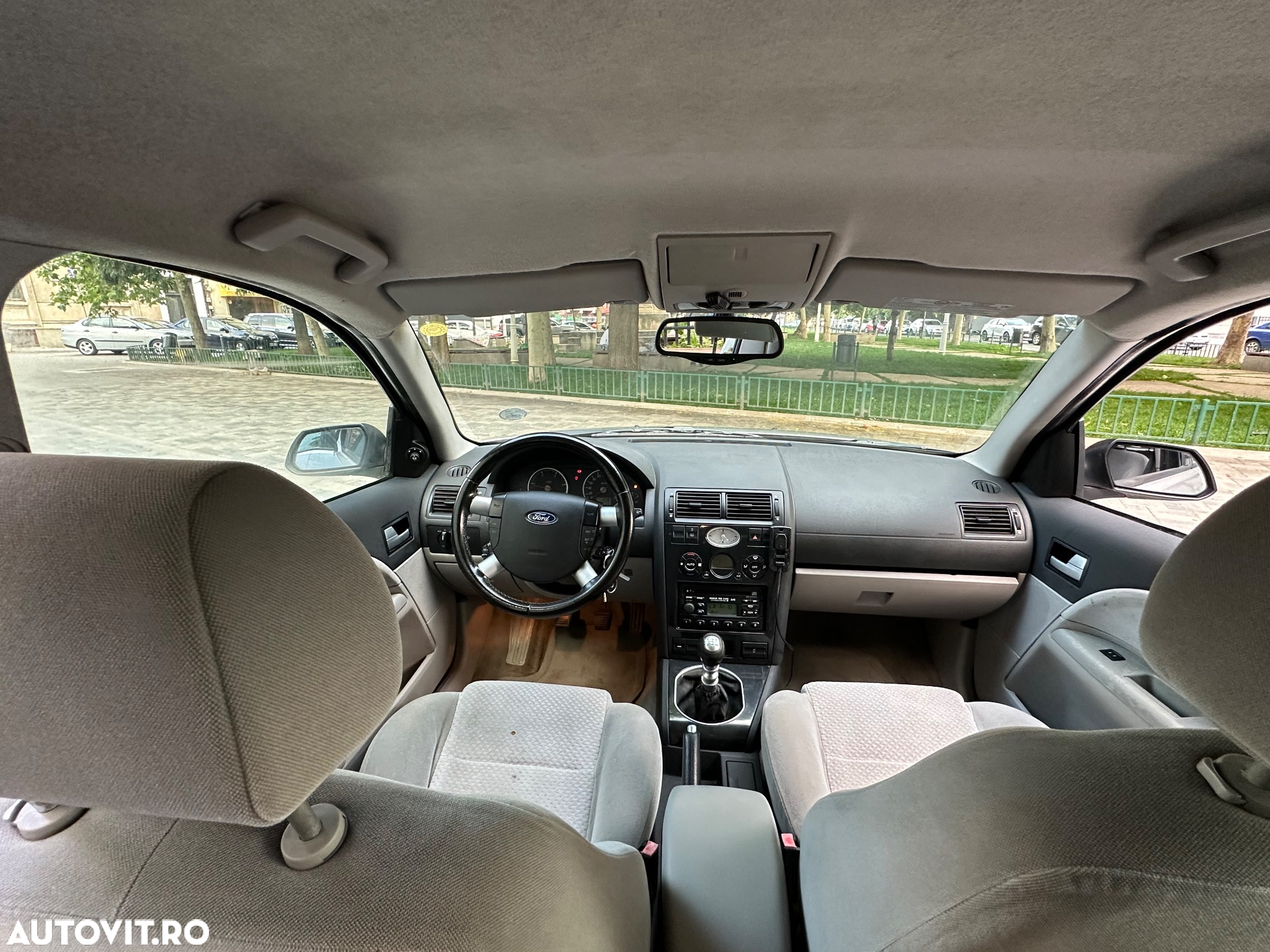 Ford Mondeo 2.0TDCi Ghia - 5