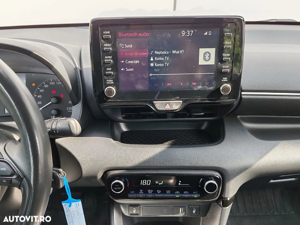 Toyota Yaris 1.5 VVT-i HSD Dynamic - 13