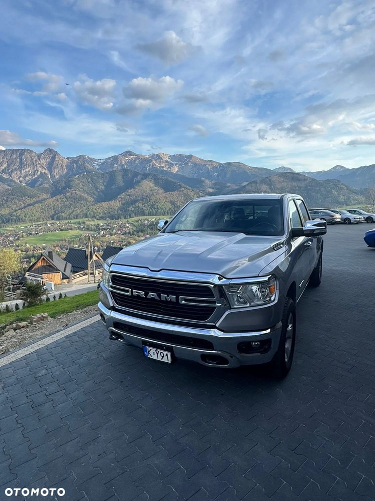 Dodge RAM 1500 5.7 4x4 - 16