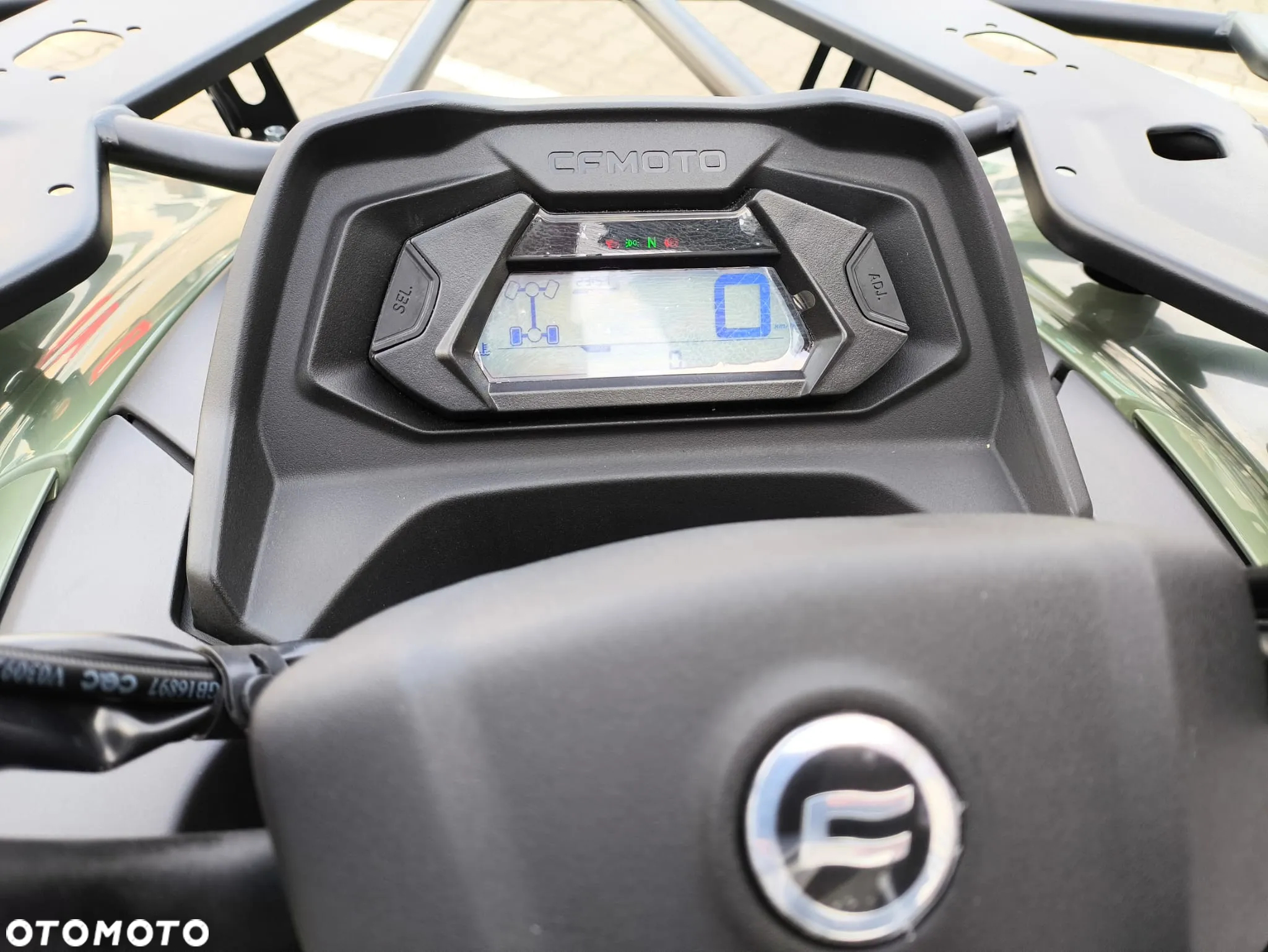 CFMoto CForce - 8
