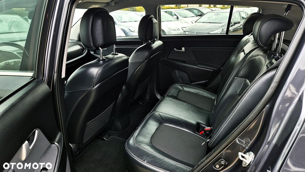 Kia Sportage 2.0 CVVT 2WD Spirit - 30